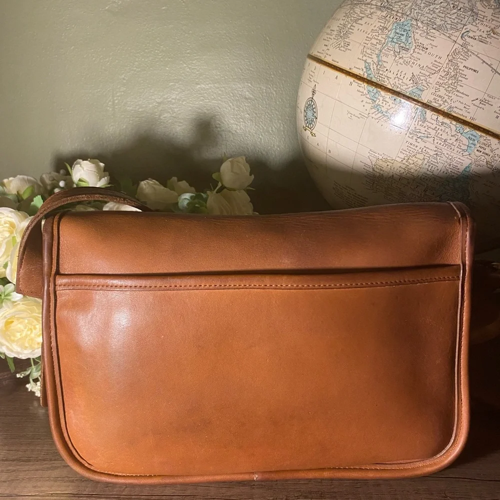 Coach Vintage City Bag - British Tan - Picture 3 of 9